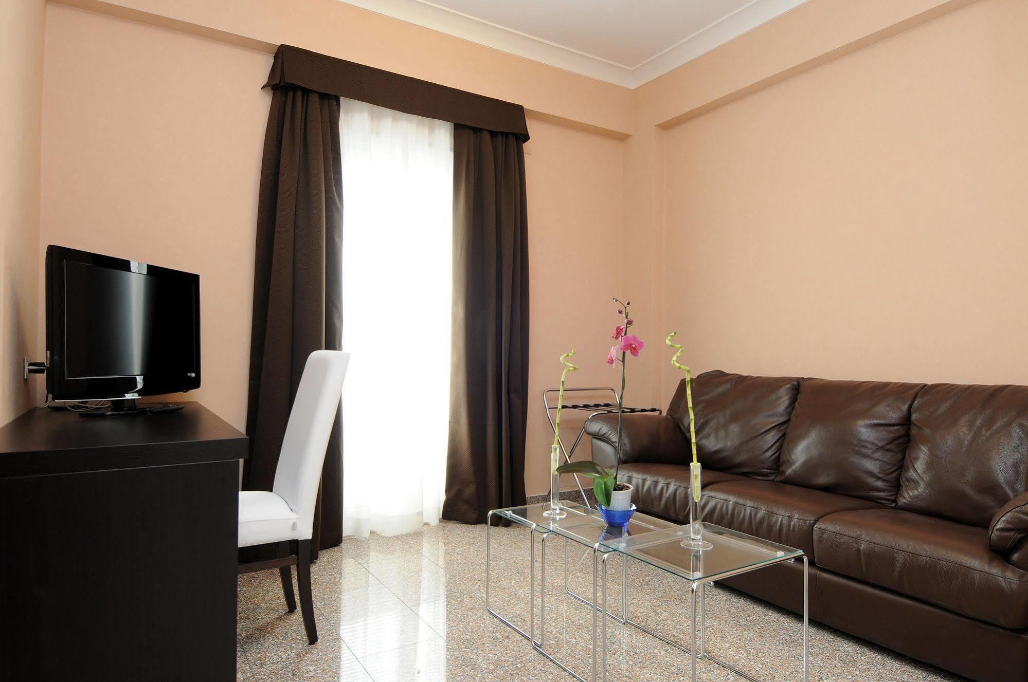 Eh Suites Rome Airport Euro House Hotels Fiumicino Ngoại thất bức ảnh